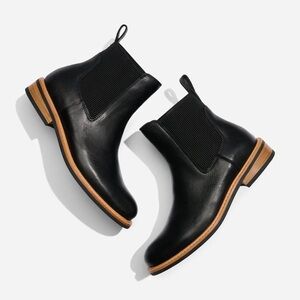 Never Worn Nisolo Carmen Chelsea Boot in Black